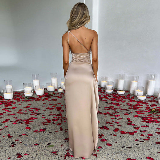 Robe Fendue Sexy à Une Épaule – Satin Uni, Dos Nu, Élégante et Moulante pour l’Été