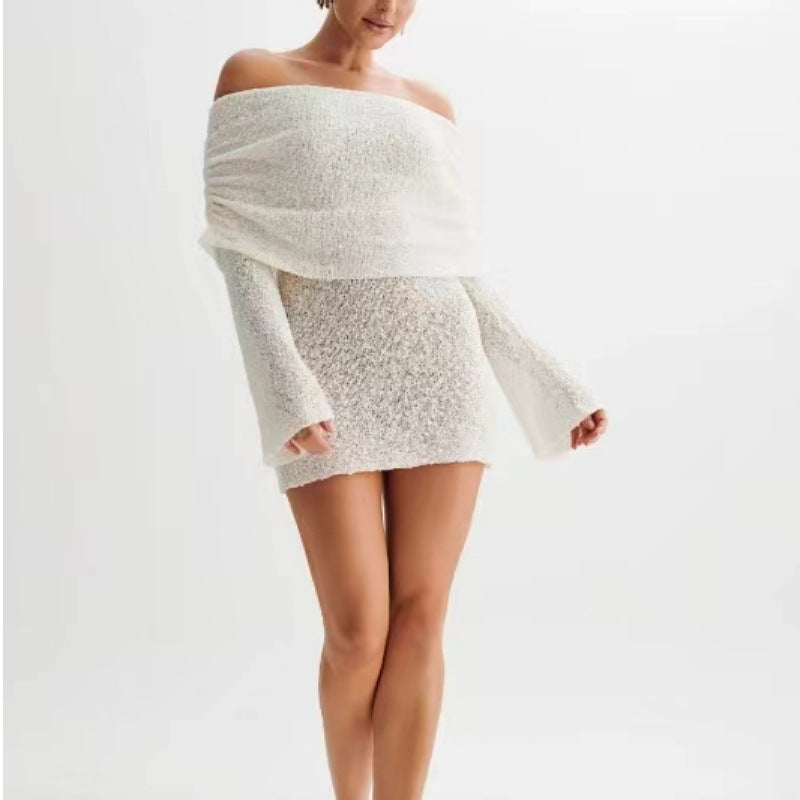 Mini-Robe Tricotée Chic – Col Bateau, Épaules Dénudées, Manches Longues, Style Club Élégant